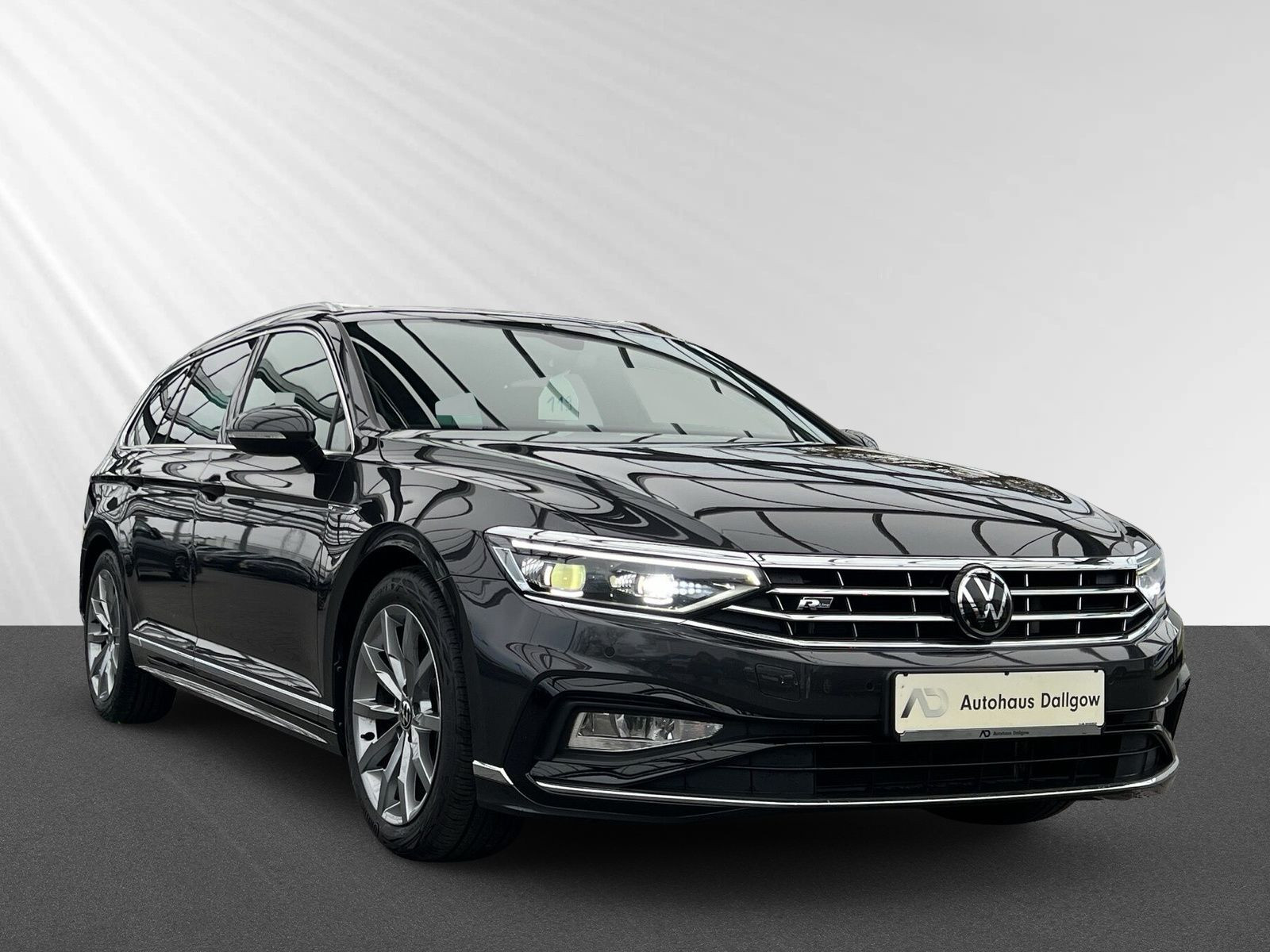 Passat Variant Elegance 1,5 l TSI OPF 11 0 kW (150 PS) 7-Gang-Doppelkupplungsgetr iebe DSG