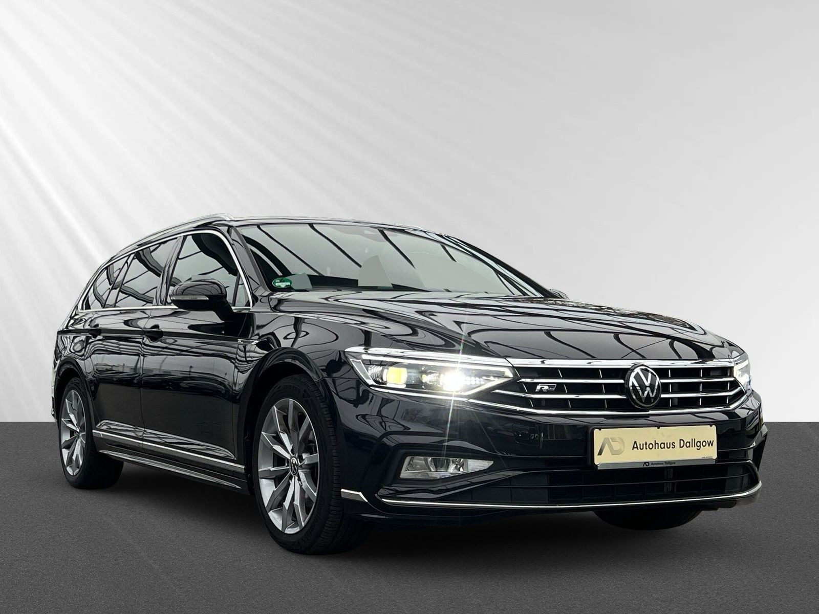 Passat Variant Elegance 1,5 l TSI OPF 11 0 kW (150 PS) 7-Gang-Doppelkupplungsgetr iebe DSG