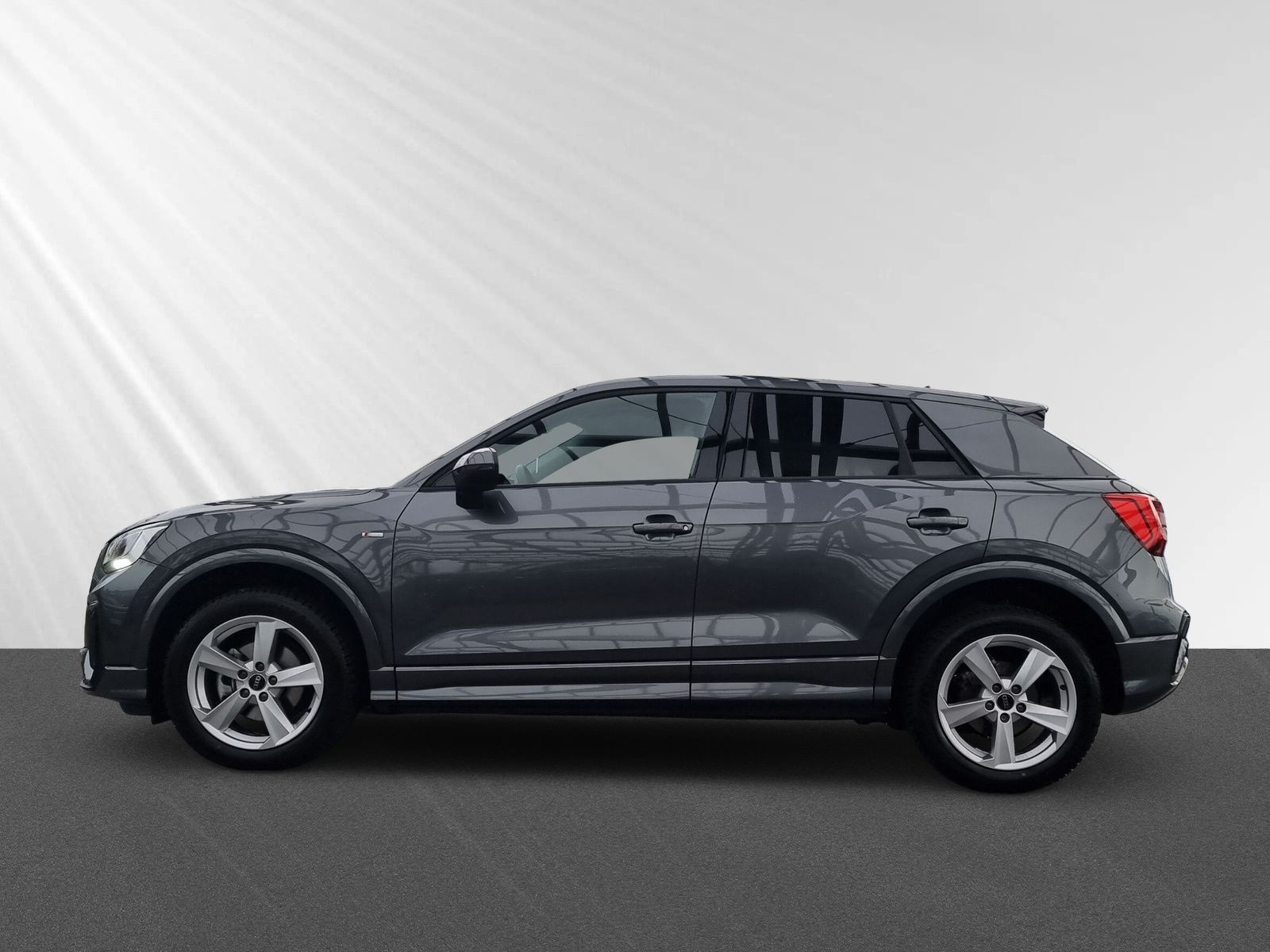 Q2 S line 35 TFSI 110(150) kW(PS) S tronic