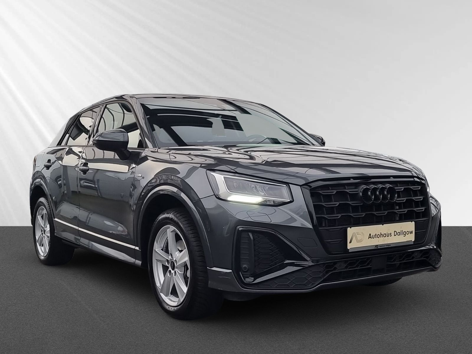 Q2 S line 35 TFSI 110(150) kW(PS) S tronic